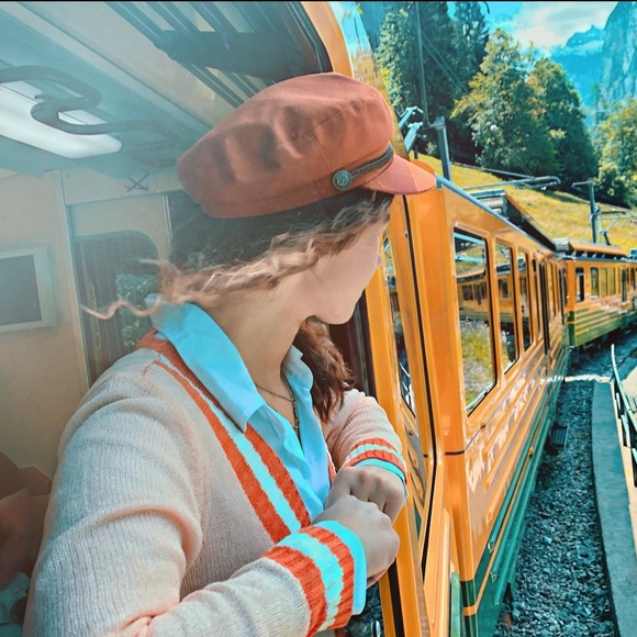 Bobbie V Neck Sweater Superdown x Revolve - Picture 3 of 4